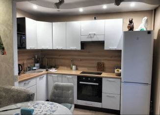 Продажа 3-ком. квартиры, 53 м2, Ленинск-Кузнецкий, Юргинская улица, 8