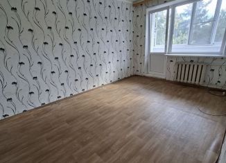 Продам двухкомнатную квартиру, 40 м2, Дзержинск, улица Маяковского, 32/5