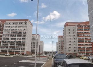 Продаю однокомнатную квартиру, 37.8 м2, село Чигири, улица Василенко, 7/1