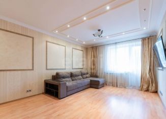 Продаю 4-ком. квартиру, 141 м2, Пермь, улица Мильчакова, 11