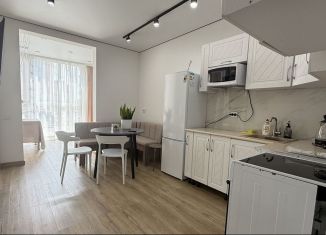 Сдам трехкомнатную квартиру, 50 м2, Владивосток, Североморская улица, 3к2