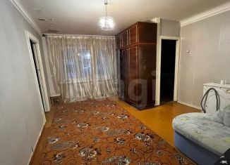 Двухкомнатная квартира на продажу, 44.8 м2, Ухта, проспект Ленина, 8