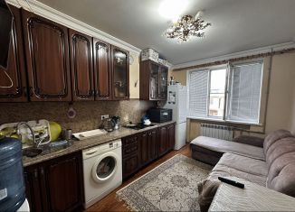 Продам двухкомнатную квартиру, 50 м2, Махачкала, улица Устарбекова, 12А