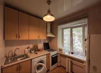 Сдам 3-ком. квартиру, 58 м2, Ростов-на-Дону, проспект Ленина, 107/2