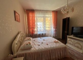 Аренда 2-ком. квартиры, 60 м2, Елабуга, проспект Нефтяников, 19