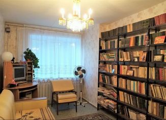 Продам 2-ком. квартиру, 49.5 м2, Димитровград, Гвардейская улица, 32