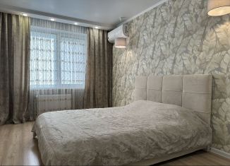 Сдается 1-ком. квартира, 52 м2, Саратов, улица имени Н.Г. Чернышевского, 108А