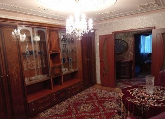 Сдам в аренду 3-ком. квартиру, 67 м2, Саратов, Барнаульская улица, 32