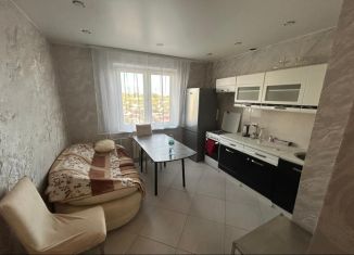 Сдаю 1-ком. квартиру, 40 м2, Саратов, Производственная улица, 7