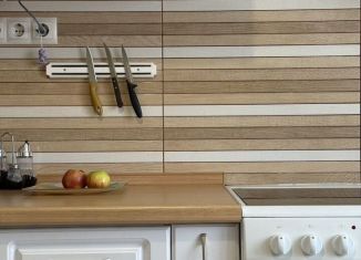 Сдаю в аренду двухкомнатную квартиру, 46 м2, Краснодар, проспект имени писателя Знаменского, 9к2, микрорайон Гидрострой