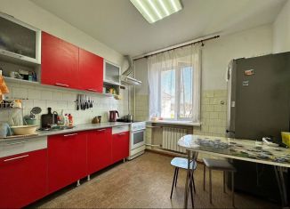 Продается 3-ком. квартира, 77 м2, Канск, поселок Ремзавода, 4