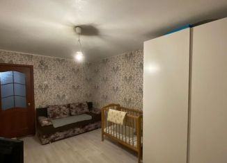 Продается двухкомнатная квартира, 49.7 м2, Ревда, улица Карла Либкнехта, 31