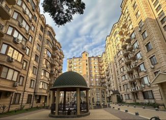 Аренда 2-ком. квартиры, 80 м2, Махачкала, улица Максима Горького, 82Бк1