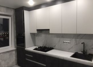 Продаю 3-ком. квартиру, 84 м2, Тамбов, бульвар Энтузиастов, 2Б