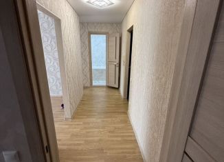 Продаю двухкомнатную квартиру, 50 м2, Калуга, Майская улица, 3