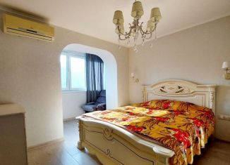 Продажа 2-комнатной квартиры, 60 м2, посёлок городского типа Партенит, улица Победы, 18