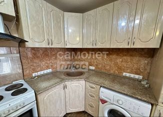 Продам 2-ком. квартиру, 34.8 м2, Кропоткин, 1-й микрорайон, 44