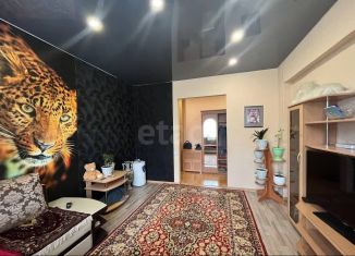 Продам 2-ком. квартиру, 52.2 м2, Ачинск, улица Чкалова, 30