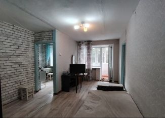 Сдам 2-комнатную квартиру, 44 м2, Белово, улица Ленина, 6