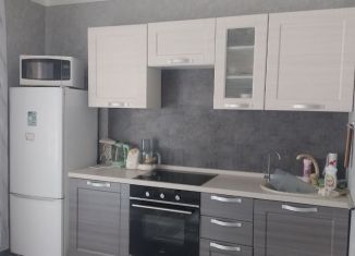 Сдаю 1-комнатную квартиру, 43 м2, Курск, проспект Дружбы, 19Д