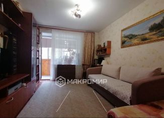 Двухкомнатная квартира на продажу, 46.4 м2, Киров, Верхосунская улица