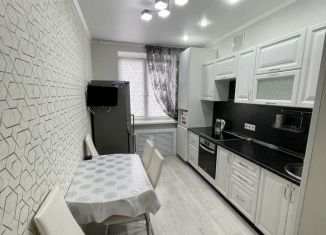 Продам однокомнатную квартиру, 41.3 м2, Казань, улица Баки Урманче, 7