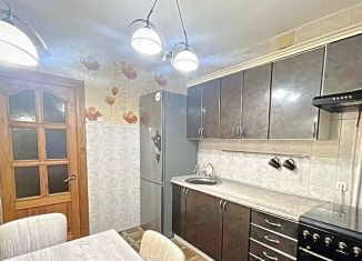 Сдам 1-ком. квартиру, 36 м2, Саратов, улица имени Т.Г. Шевченко, 17/25