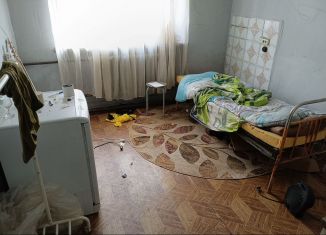 Сдаю в аренду комнату, 16 м2, Екатеринбург, проспект Космонавтов, 52А