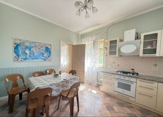 Сдам в аренду дом, 150 м2, Симферополь, улица Бахтлы