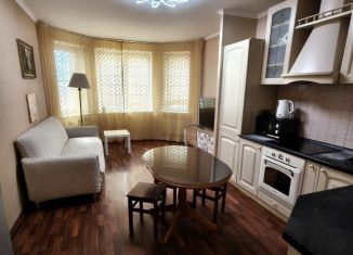 2-ком. квартира в аренду, 63 м2, Подольск, улица Давыдова, 6/1