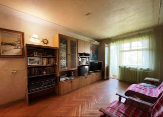 Продается 3-ком. квартира, 60 м2, Краснодар, улица Курчатова, 10, микрорайон ЗИП