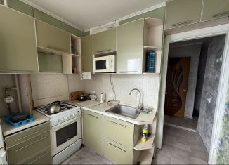 2-ком. квартира на продажу, 40.2 м2, Губкин, улица Лазарева, 10