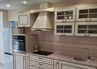 Сдаю однокомнатную квартиру, 46 м2, Саратов, улица имени Е.И. Пугачёва, 51