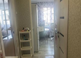 Продаю 1-ком. квартиру, 32.4 м2, Ачинск, улица Декабристов, 25