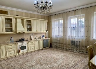 Продам дом, 216 м2, посёлок городского типа Шамхал, улица Махача Дахадаева, 70