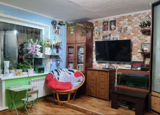 Продается 2-ком. квартира, 52.6 м2, Красноярский край, Парашютная улица, 82А