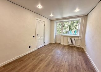 Продаю 2-комнатную квартиру, 42.2 м2, Пенза, улица Мира, 10