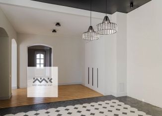 Продается 3-ком. квартира, 148 м2, Санкт-Петербург, Невский проспект, 32-34, Невский проспект