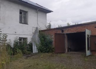 Продам гараж, 30 м2, Осинники, улица Победы, 3