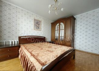 Сдается двухкомнатная квартира, 70 м2, Уфа, улица Пушкина, 35/3