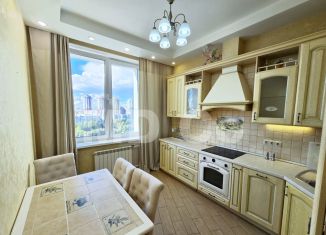 Сдаю 3-ком. квартиру, 85 м2, Москва, Ленинский проспект, 123, район Тёплый Стан