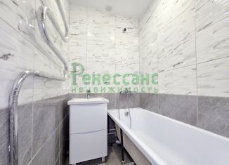 Продается 2-комнатная квартира, 44 м2, Брянск, улица Жилстроя, 2А