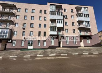 Продается 2-комнатная квартира, 61 м2, Октябрьский, улица Рахимьяна Насырова, 3