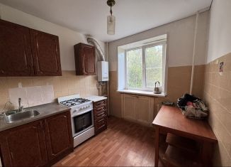 Продается 1-комнатная квартира, 30 м2, Балашов, улица 50 лет ВЛКСМ, 7