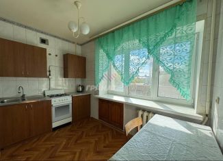 Продаю двухкомнатную квартиру, 53.9 м2, Омская область, улица Маяковского, 17