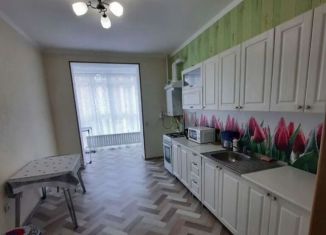 Сдам 2-ком. квартиру, 60 м2, Бузулук, Полтавская улица, 91