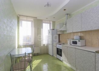 Продается 2-ком. квартира, 61.7 м2, Омская область, улица Дианова, 16