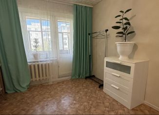 Сдам 1-ком. квартиру, 29 м2, Балаково, улица Набережная Леонова