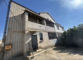 Продам дом, 330 м2, Элиста, 10-й микрорайон, 10-й микрорайон, 66Б