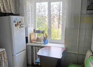 Трехкомнатная квартира в аренду, 58 м2, Азов, Привокзальная улица, 23